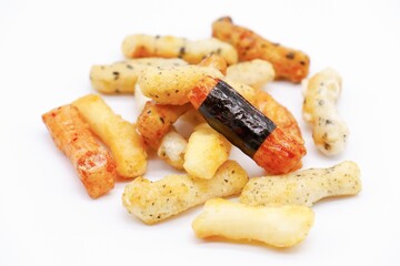 ミックスあられ　和菓子　白背景