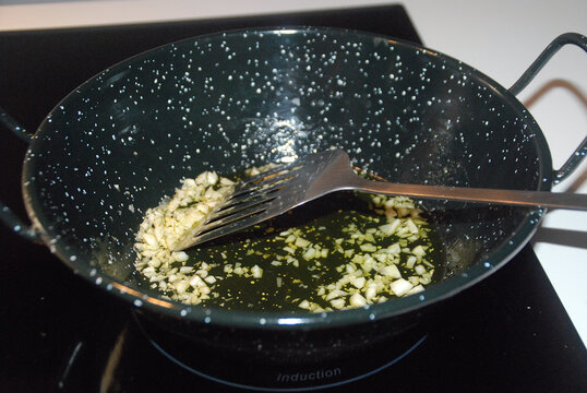 SOFRITO CON AJOS