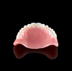 Complete maxillary denture