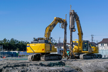 特殊アタッチメントを装備したパワーショベル