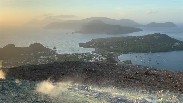 Vista arcipelago Isole Eolie da Vulcano