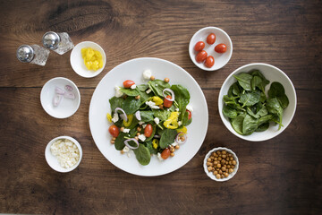 Spinach Salad with Peppers, Feta and Chickpeas