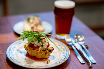 創作料理とグラスビール　レストランバー