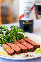 肉料理とワイン　イタリアン　タリアータ