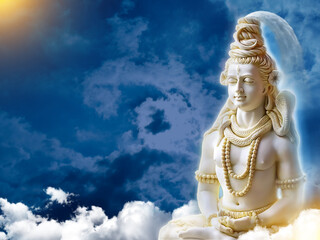 Obraz premium 3d Wallpaper Lord Shiv with clouds and Sun Rays, God Mahadev bholenath mural 3D illustration maha shivaratri 2021 Mahashivratri