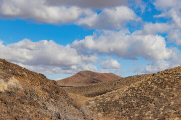 Fototapeta na wymiar Beautiful landscape around the Mojave Desert Lava Tube