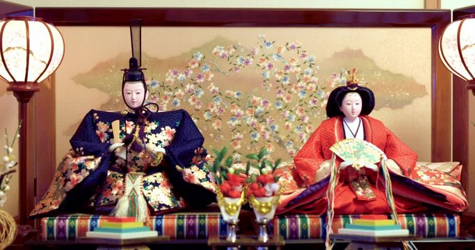 Hina Kingyo (Hina Dolls).  These are dolls for Hina Matsuri (doll&rsquo;s festival) in Japan.  It is celebrated each year on March 3rd.