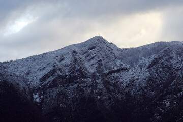 cross over the mountains in versilia