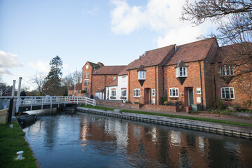 Houses by Newbury Lock in West Berkshire in the UK