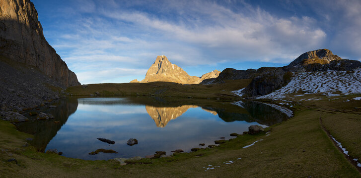 Midi Dossau Peak reflected in Casterau lake. Ayous Lakes area in Ossau Valley, Pyrenees in France.