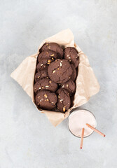 chocolate chip cookies