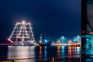 Christmas "Dar Młodzieży" in the port of Gdynia
