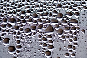 Beschlagene Fensterscheibe