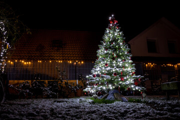 christmas tree in the night