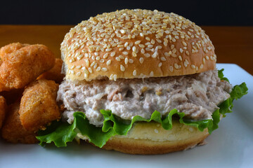 tuna sandwich
