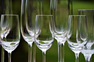 Wein und Sektgläser
