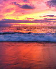 Fototapeta na wymiar Sunset Ocean Vertical