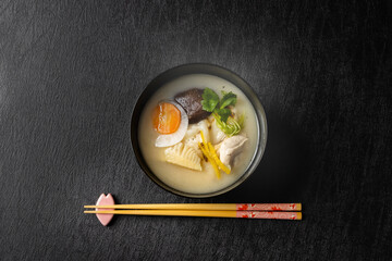 典型的なお雑煮 Ricecake boiled with vegetables(zouni) 