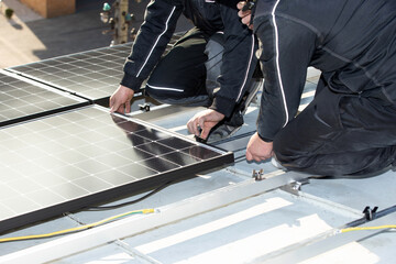 Solar Montage, Solar collector, assembler - 403995596