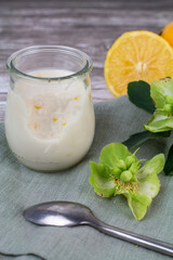 Panna cotta au citron meyer