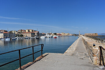 Fototapeta premium pier with a view of the Greek city