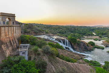 Fototapeta na wymiar Hartbeespoort Dam, North West Province, South Africa