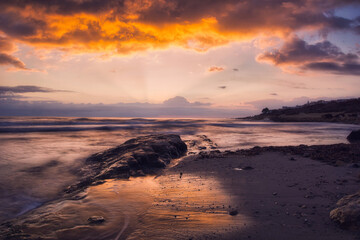 Obraz premium Colorful sunrise in the Mediterranean