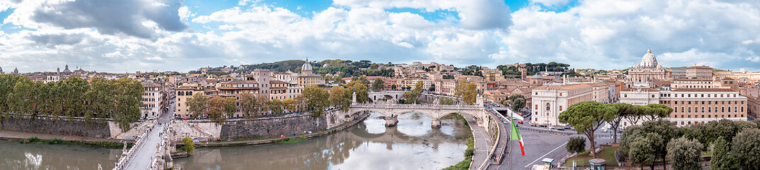 Naklejka na ściany i meble Rom Panorama vom Tiber in der Hauptstadt von Italien