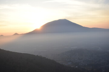 Xiukoatl, el primer rayo del sol Xocotepetl