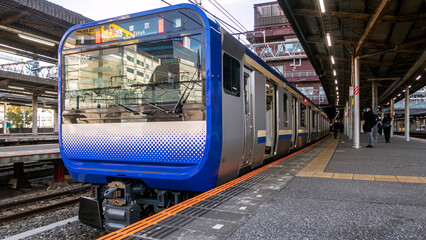 Obraz premium 都市の電車