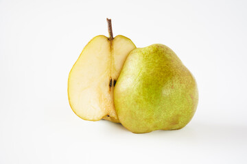 ラフランス西洋梨を白背景で