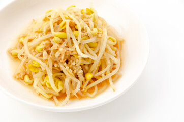 豆モヤシのピーナッツ和え