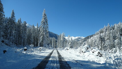 Zima w Tatrach, góry w śnieżnej scenerii, śnieg, mróz, Tatrzański Park Narodowy, TPN 