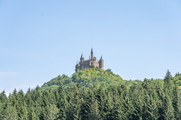 Fototapeta na wymiar Medival Castle on top of hills near Stuttguart in Germany