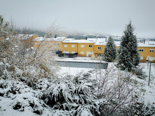 Paisaje de invierno con nieve