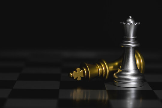 queen of chess pieces battle on a chessboard. Business leader concept.