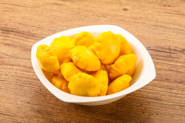 Marinated patissons in the bowl