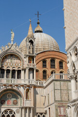 Fototapeta na wymiar Panoramic view of St Mark Square with St Mark Basilica in Venice