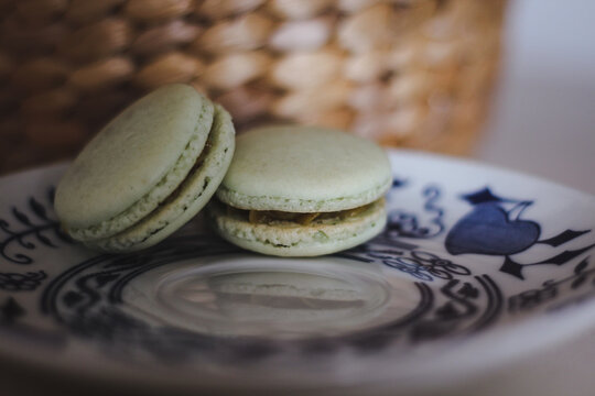 Pistachio macarons