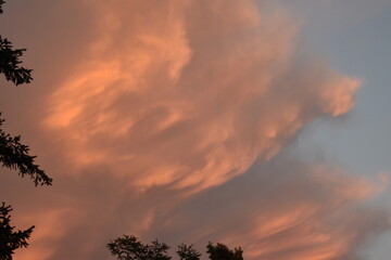 STRANGE BUT BEAUTIFUL CLOUDS