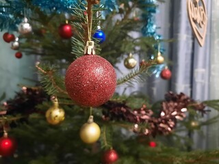 christmas tree decorations