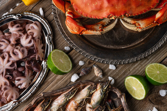 crab, seafood, claw, shell, boiled, prepared, food, crustacean, leg, lobster, ocean, animal, fish, healthy, lunch, nature, red, steamed, background, cooked, cooking, delicious, dinner, fresh, meal, lu