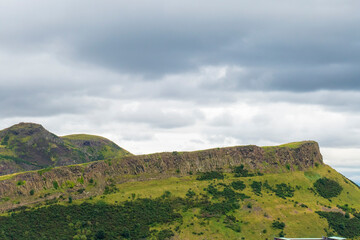 Holyrood Park mit  dem Felsen Arthurs seat in Edinburgh