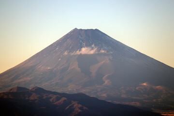 晴天の冬の富士山