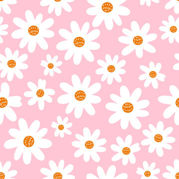 Seamless pattern with cute hand drawn daisy flower on pink background vector illustration.
