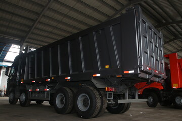 Dump Truck