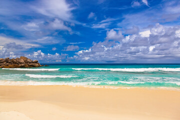 Fototapeta na wymiar Tropical beach at Seychelles