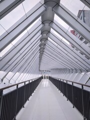 Obraz premium Beautifull Pattern of A Modern Bridge in The City