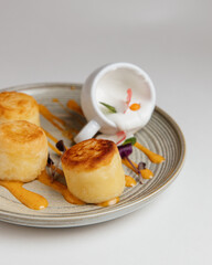 delicious cheesecakes with sauce for breakfast