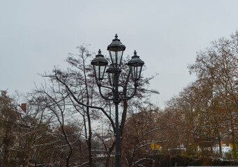 Historische Laterne N&uuml;rnberg im Winter